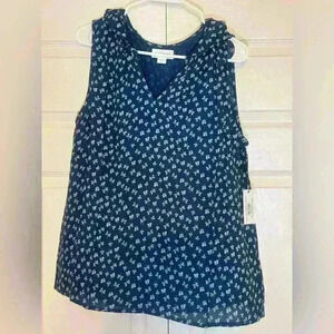 Velvet NWT Size M Sleeveless Top